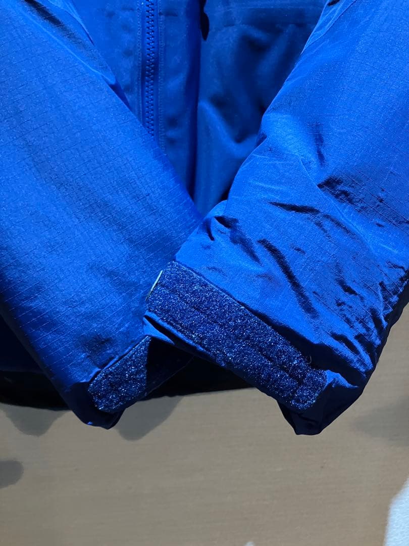 ARC'TERYX Fission SV Jacket 中綿　パファージャケット