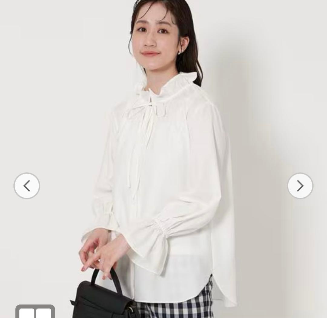 フリルカラー フレアスリーブ ブラウス