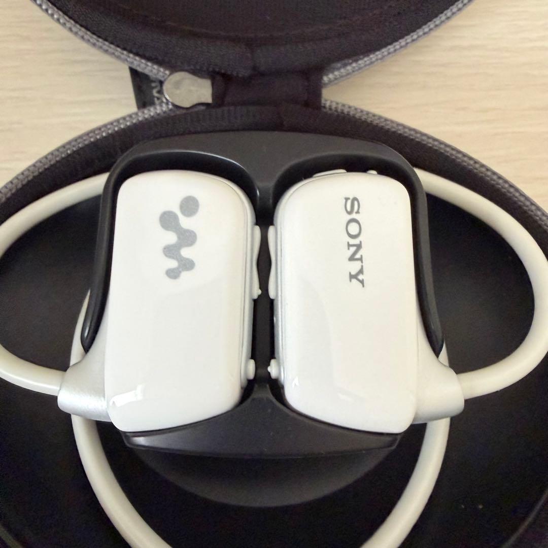 SONYウォークマンヘッドホン一体型 NWD-W273／W美品