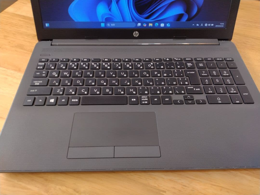 高性能　HP 255 G7 8GB SSD256GB AMD E2-9000e