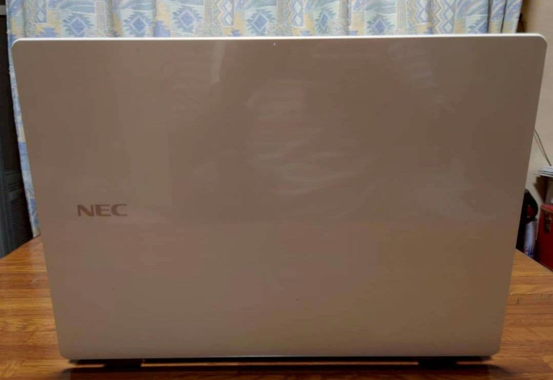 値下げ！ NEC LAVIE 15.6型ワイド画面 PC-NS700AAW 中古