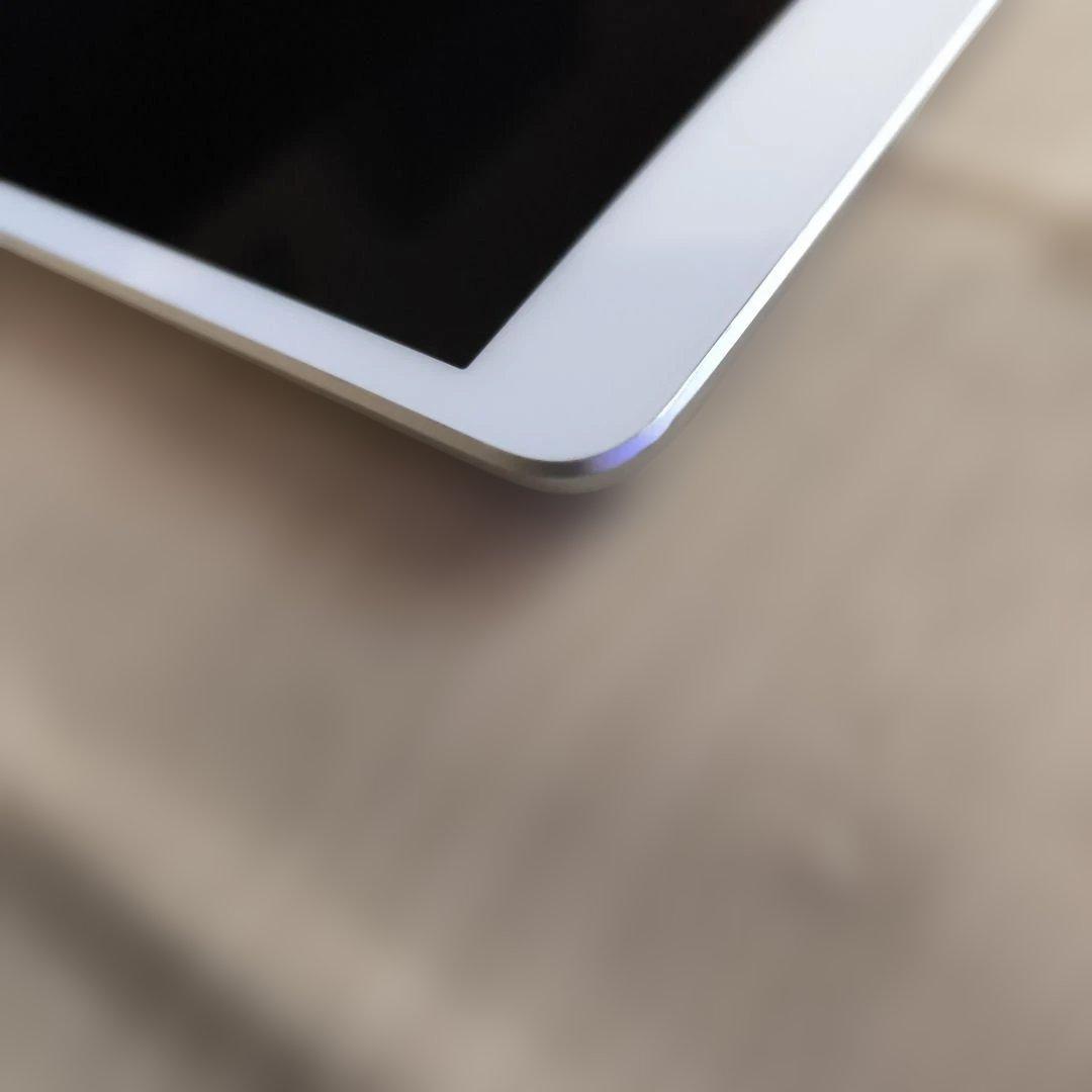 iPad Air第3世代/64GBWi-Fi＋Cellularモデル　90％