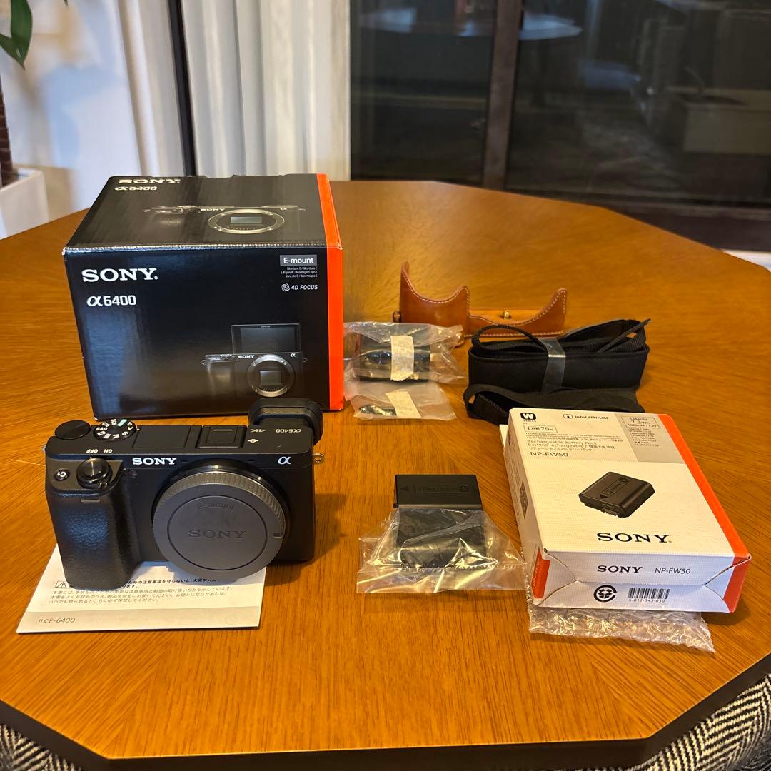 SONY α6400 ミラーレスカメラ 本体　美品