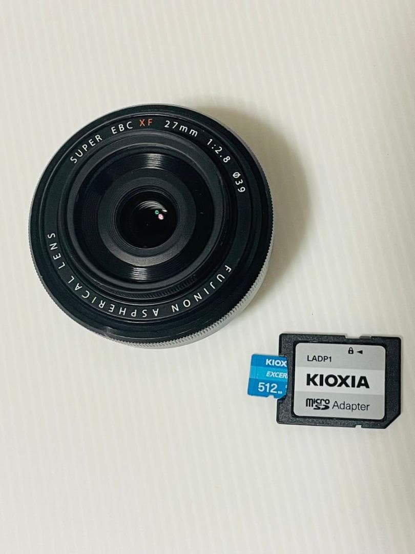 X-E1 シルバー ＋ FUJINON XF27mm F2.8 ＋ メモリー付