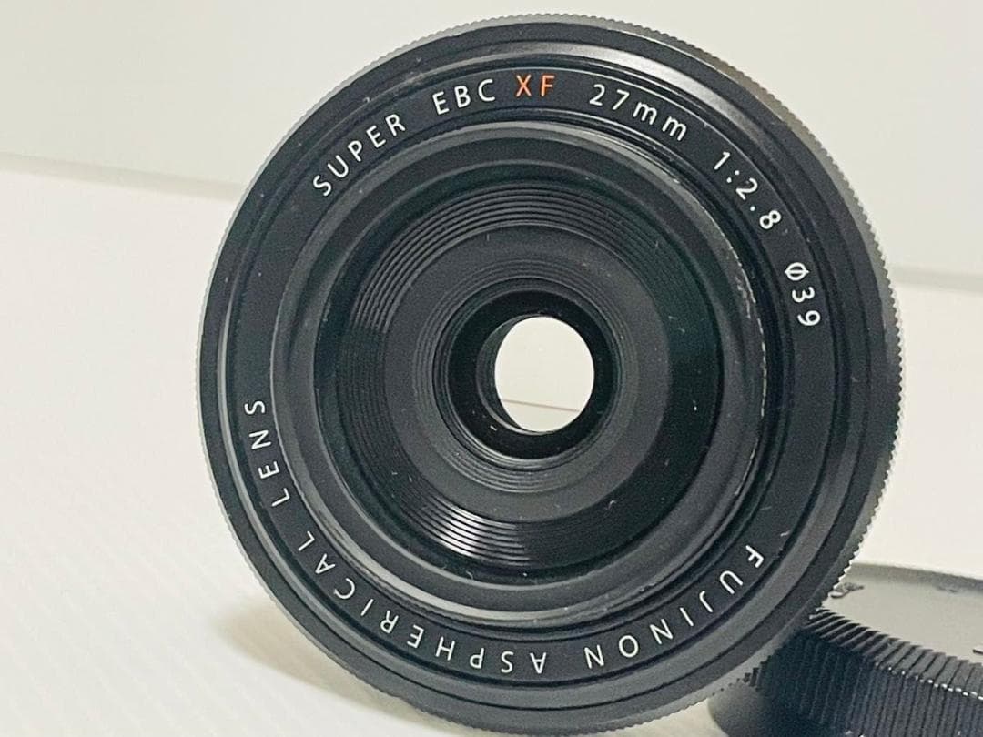 X-E1 シルバー ＋ FUJINON XF27mm F2.8 ＋ メモリー付