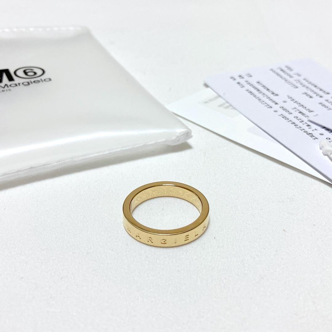 新品 5 マルジェラ MM6 23aw ブランドロゴリング 金 薄型 17193