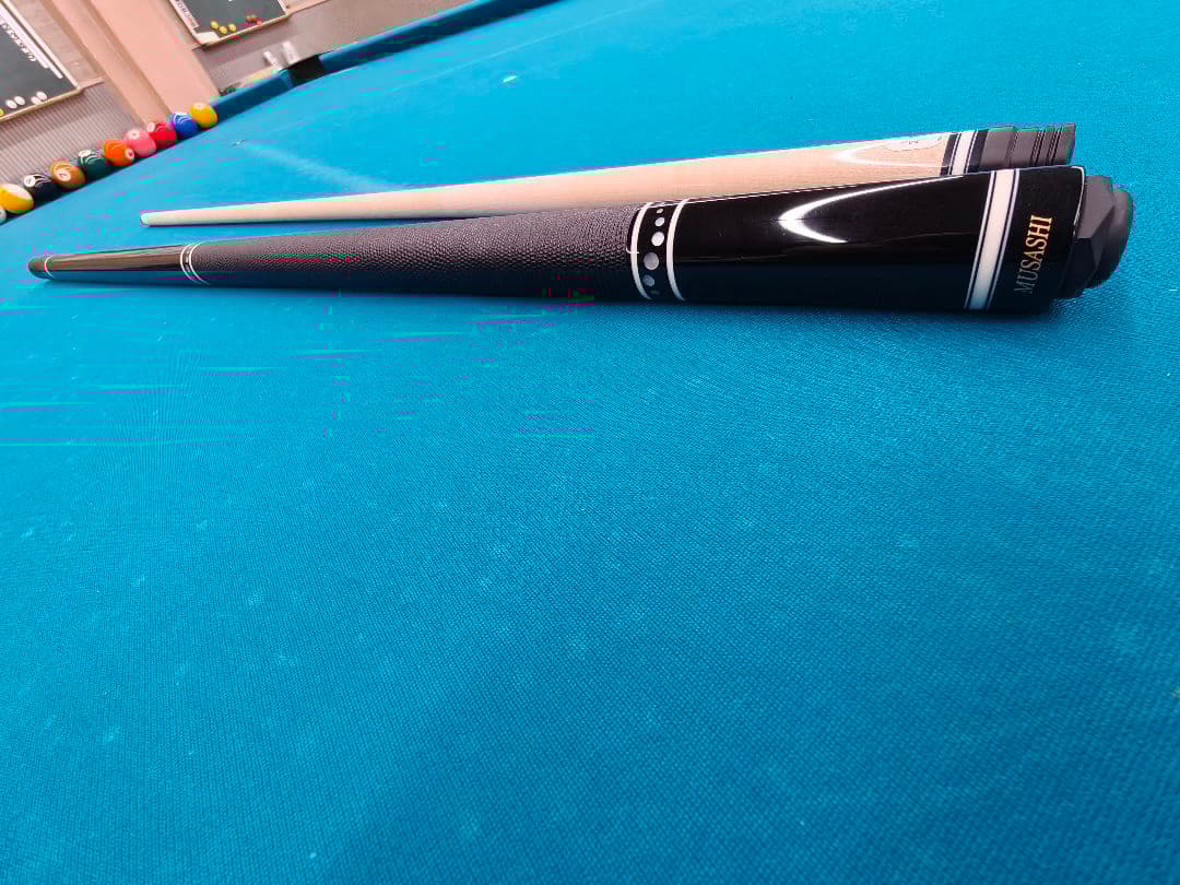 アダム　MUSASHI ビリヤードキュー 　角芯！　美品