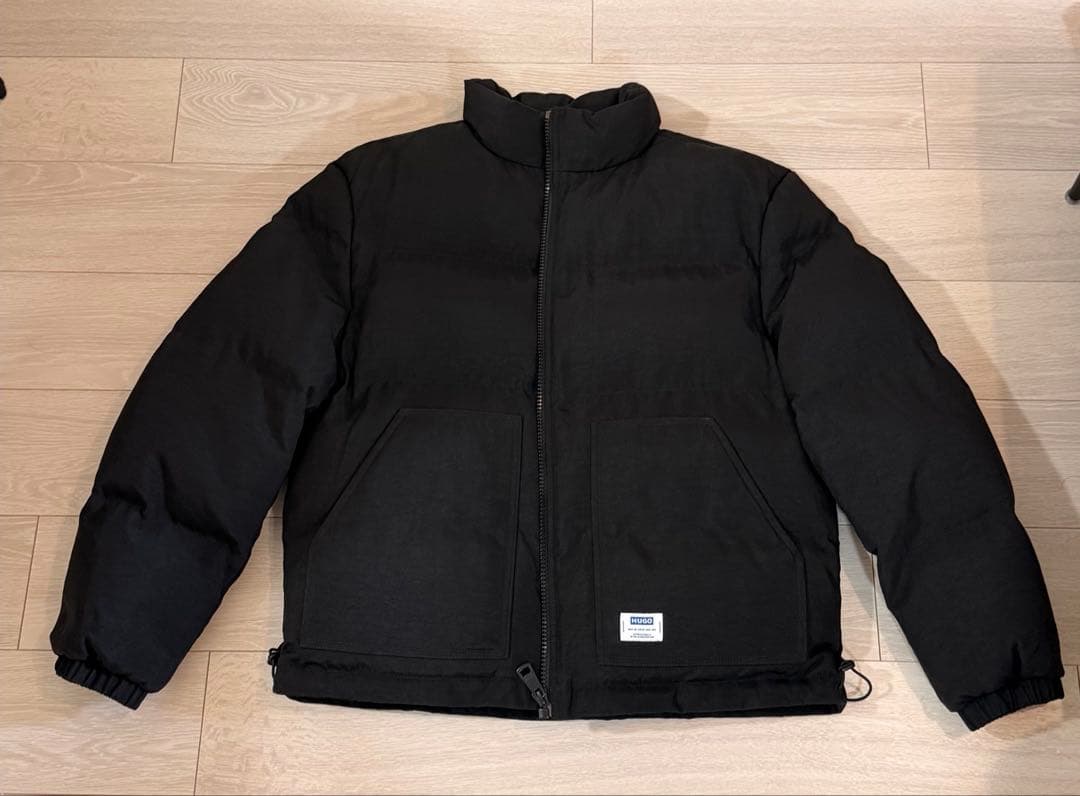 HUGO ブラック ダウンジャケット