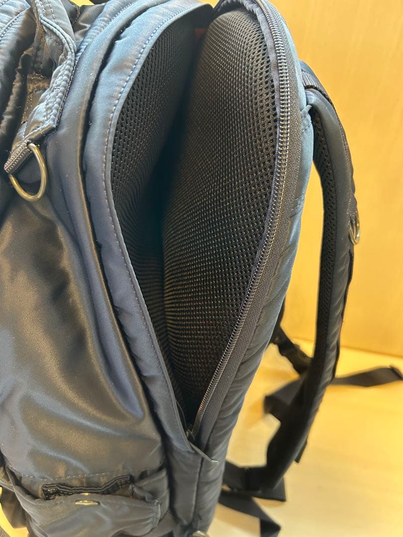 PORTER 新型　TANKER DAYPACK(L)