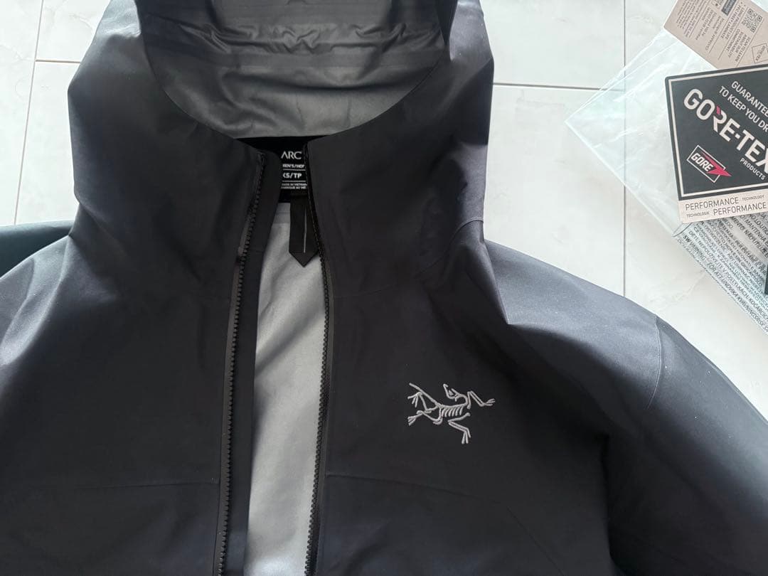 ARC'TERYX ベータジャケット Black メンズ XS