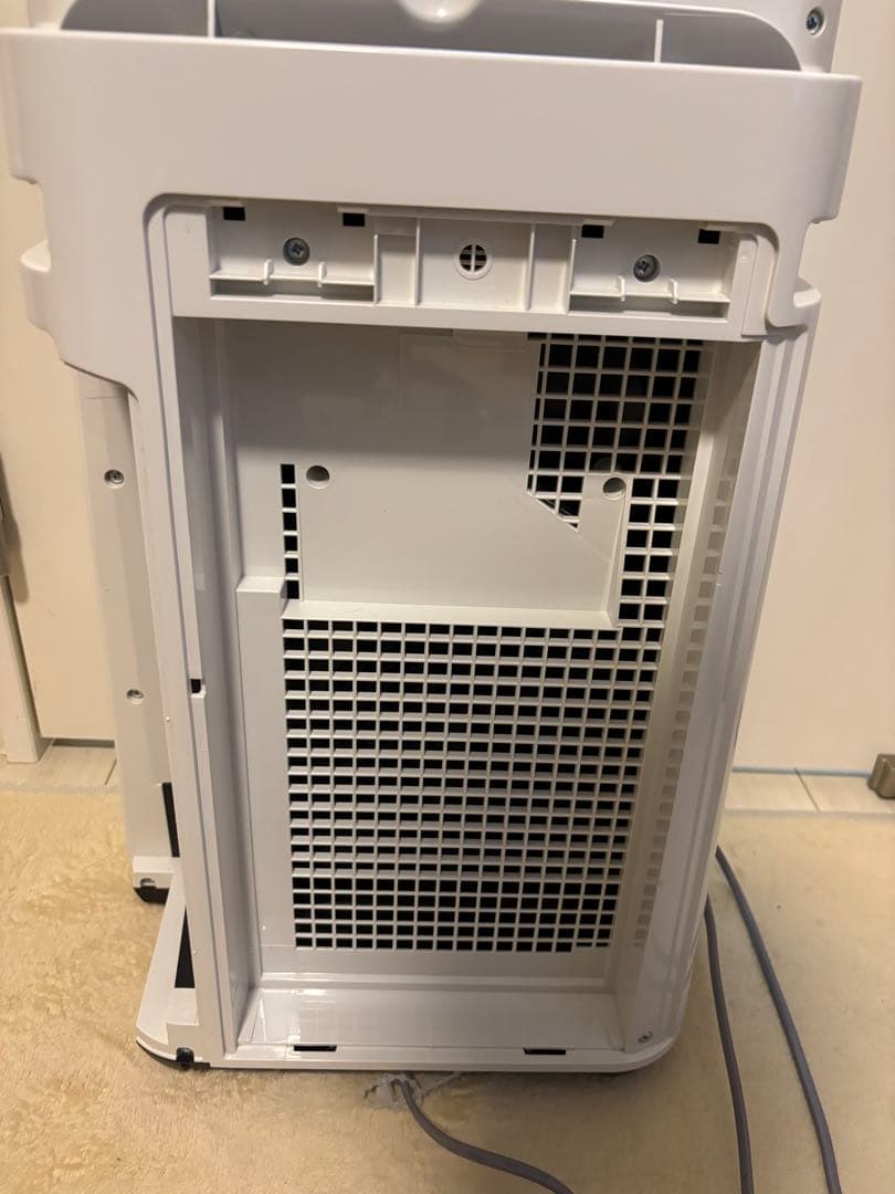 SHARP 空気清浄機　KC-N50