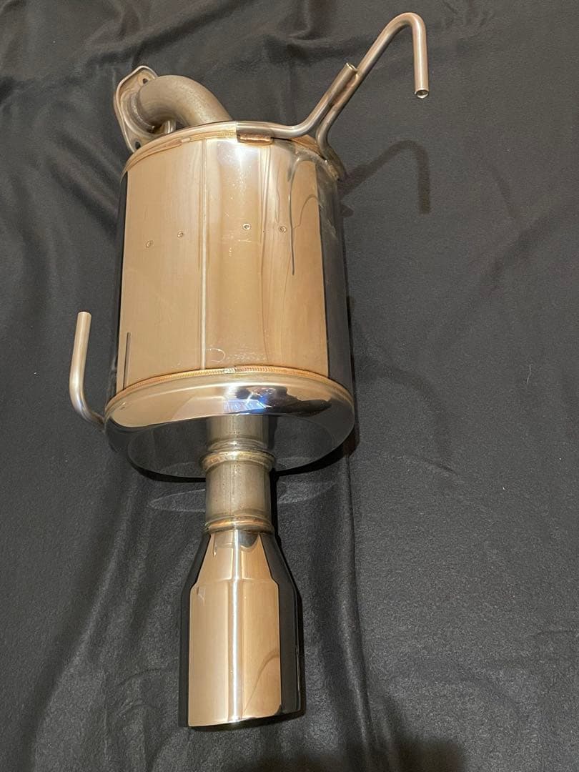 レヴォーグレイバック(VN5)A型1.8Ｌ stiマフラー本体