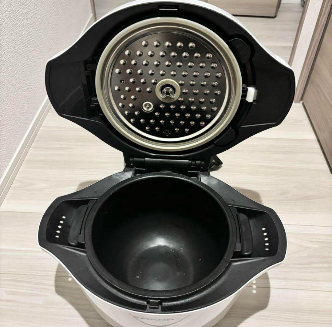 SHARP　シャープ　ヘルシオホットクック　KN-HW24F-W　水無