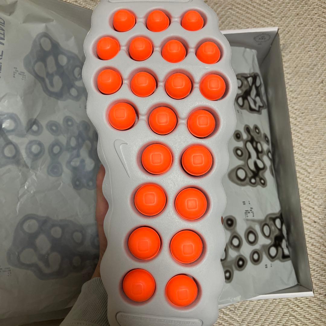 NIKE MIND 002 グレー/オレンジ 27cm