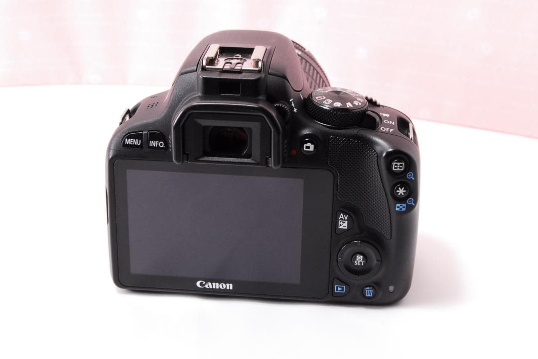 〓18-55mm IS STM付〓キヤノン Canon EOS Kiss X7