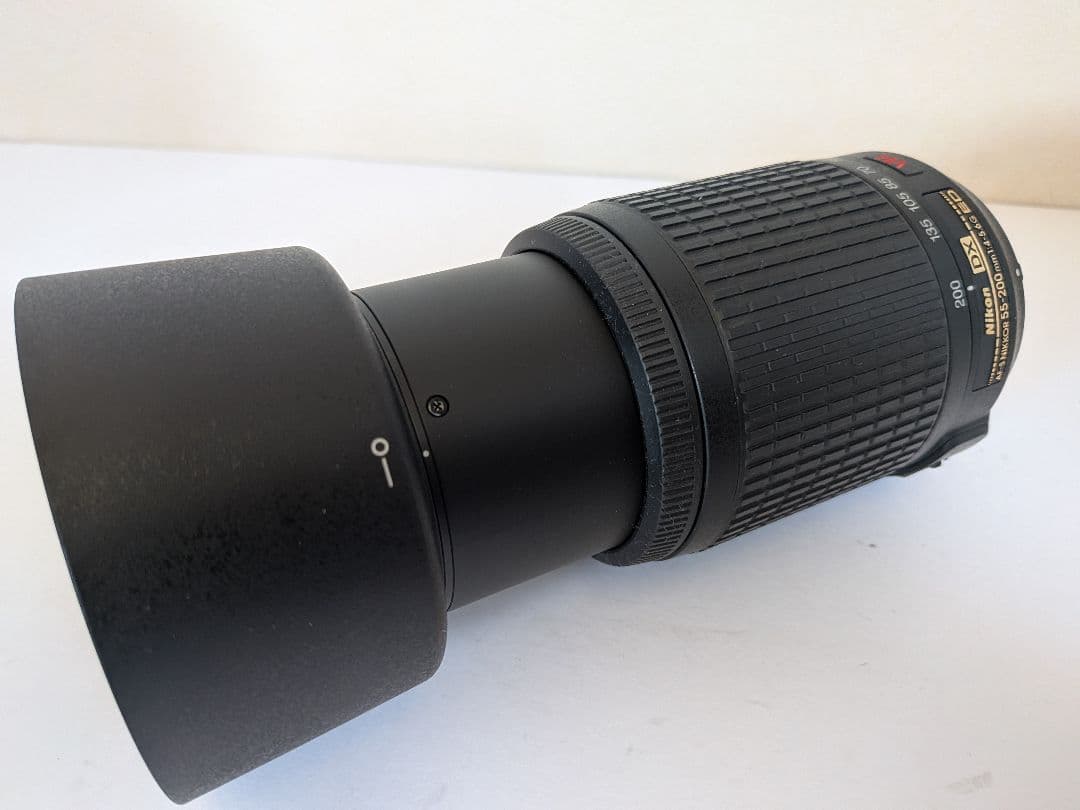 ニコン 望遠レンズ 55-200mm VR 手振れ補正付★フード・おまけ布付き