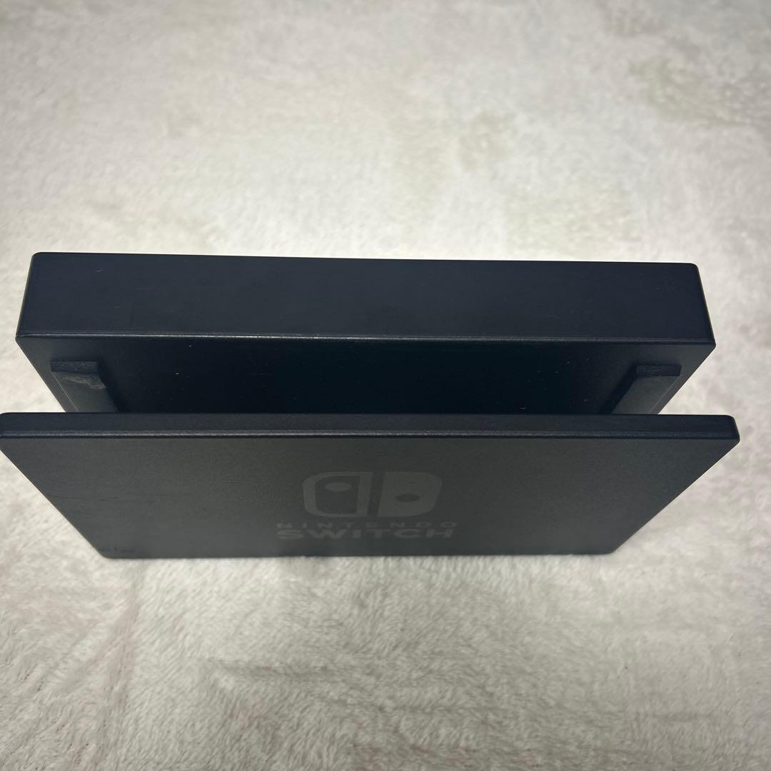 Nintendo Switch 本体 保護フィルム等オマケ付
