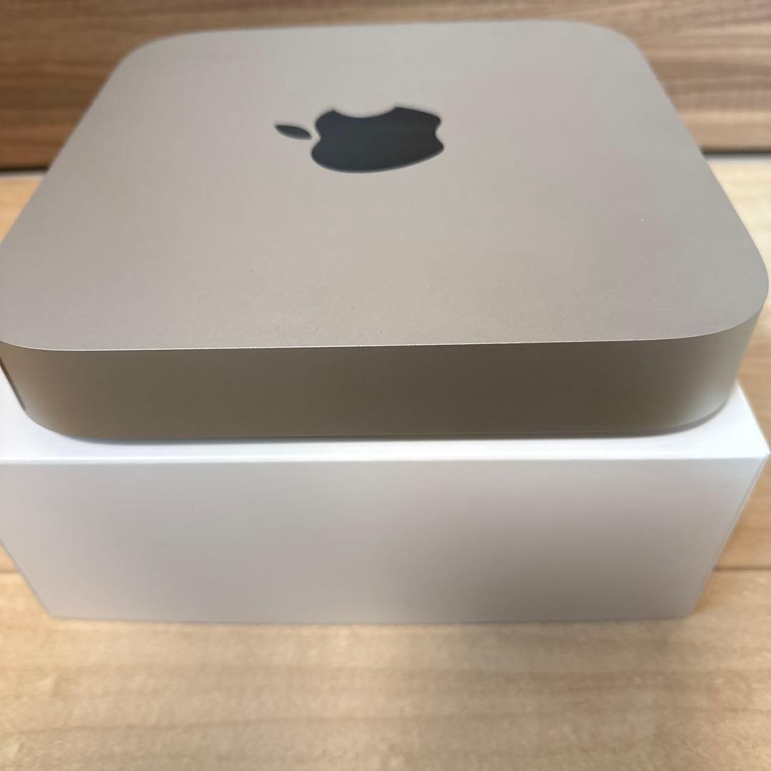 Mac mini M2 8GBメモリ　256GB SSD