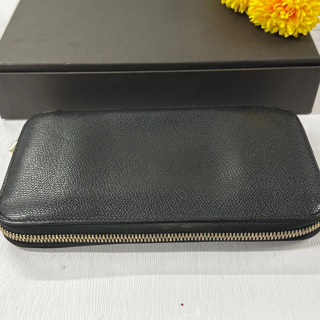 新品同様‼️ ヴァレクストラ　財布　長財布　ジッピーパース　ラウンドファスナー