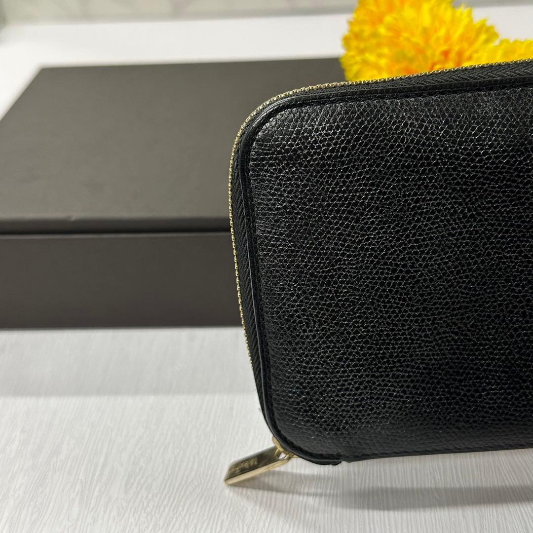 新品同様‼️ ヴァレクストラ　財布　長財布　ジッピーパース　ラウンドファスナー