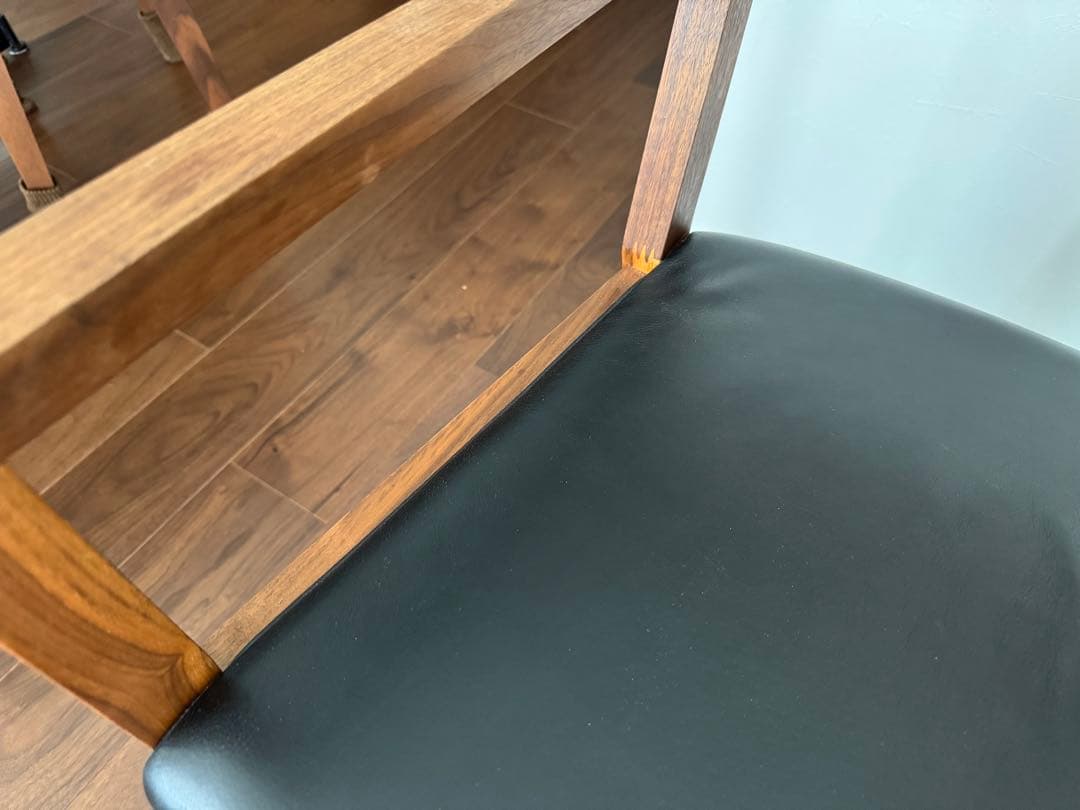 【美品】SOLIDロングアームチェア SDC01 本革ウォールナット天然