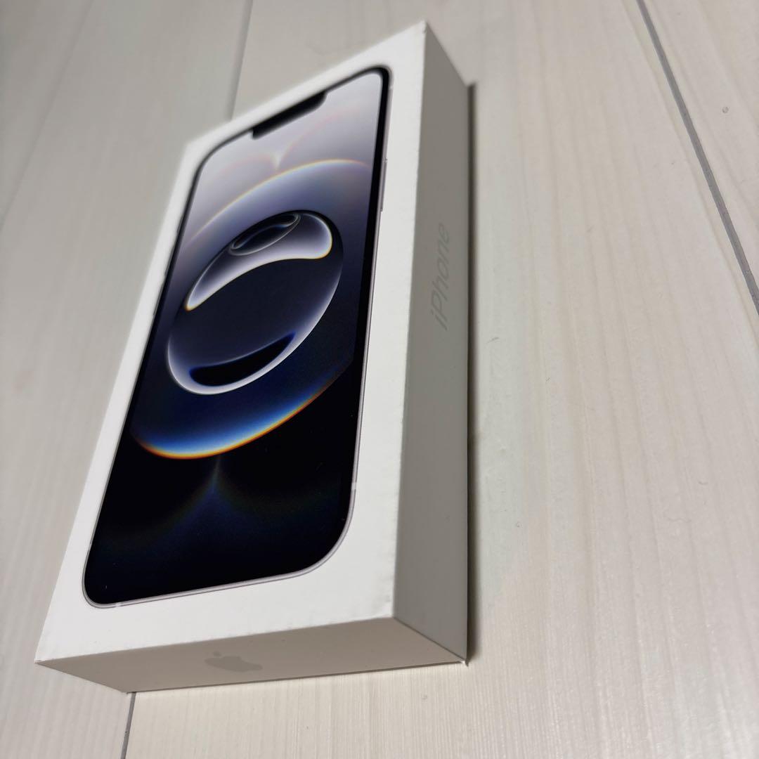 1/7まで【新品未開封】iPhone16e White 128GB