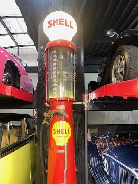 Shell ガソリンスタンドポンプ