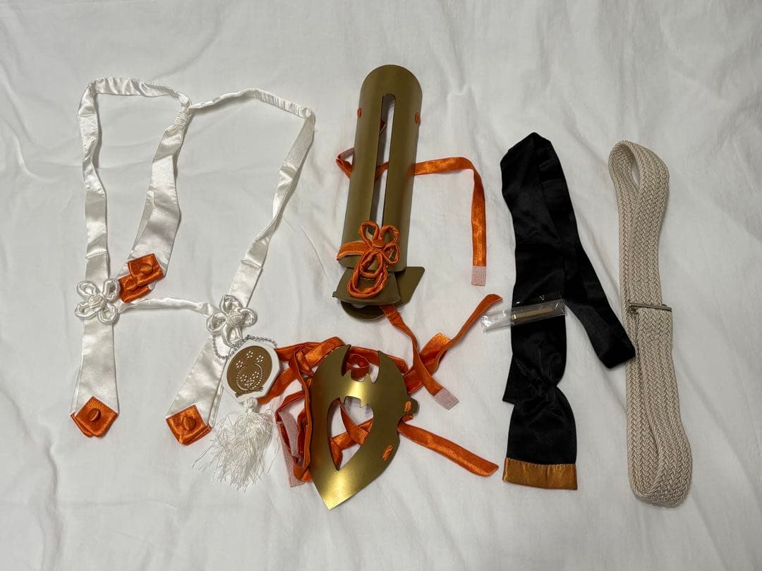 【訳あり】　刀剣乱舞　五虎退　コスプレ衣装　ウィッグ付き　刀付き　虎くん付き