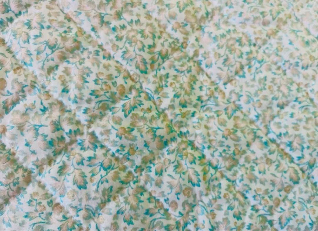 ヴィクトリアンキルトのクロス