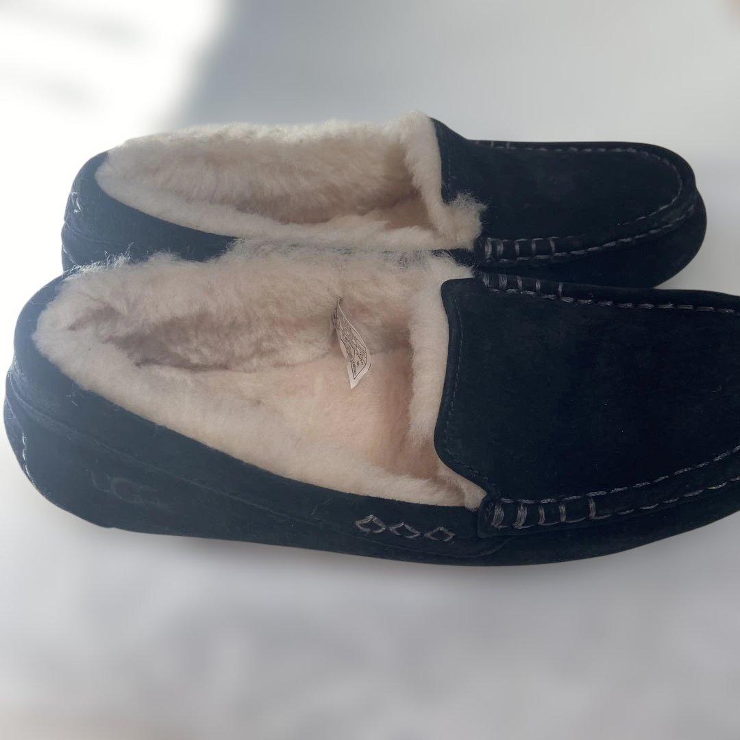 UGG アンスレー モカシンシューズ