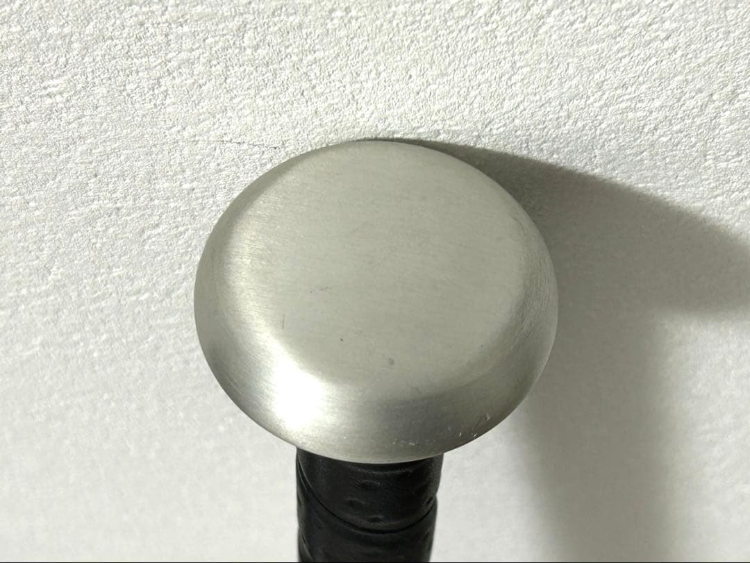 【美品】ミズノ Vコング02 一般軟式用 金属バット 83cm