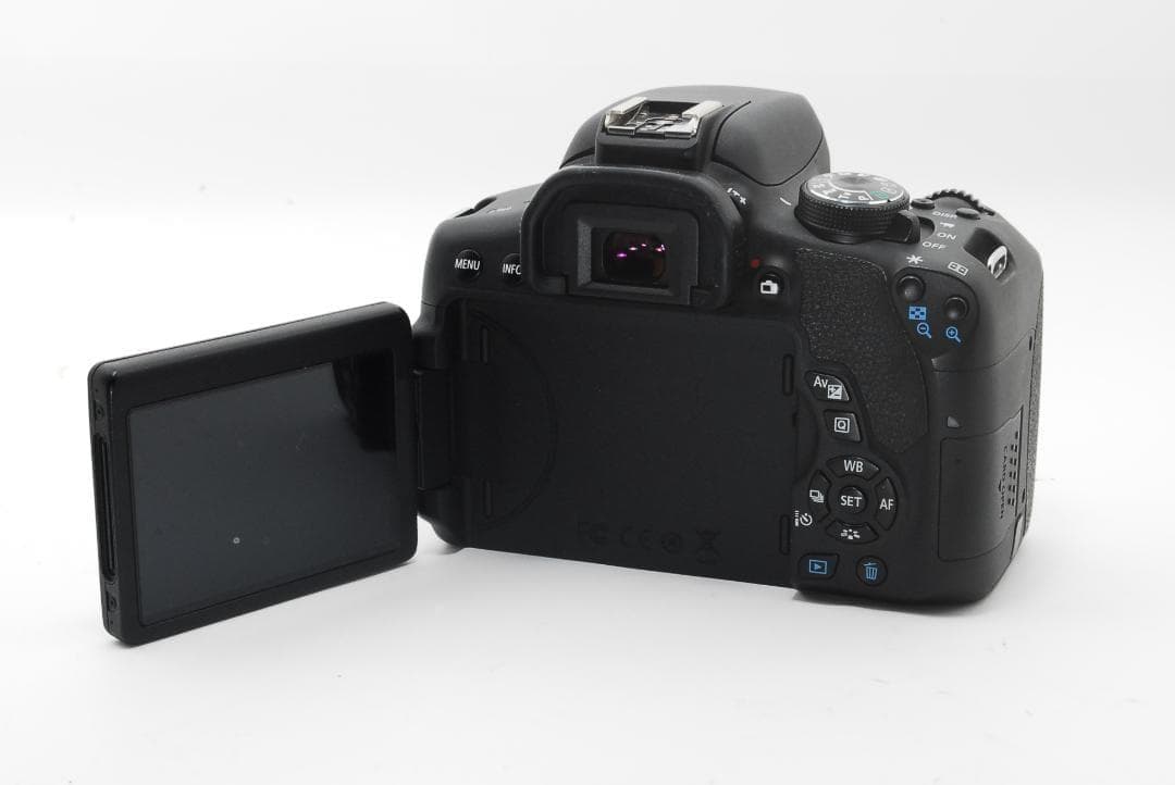 高画質＆軽量Canon Kiss x8i＋18-55＆100-300mm初心者◎