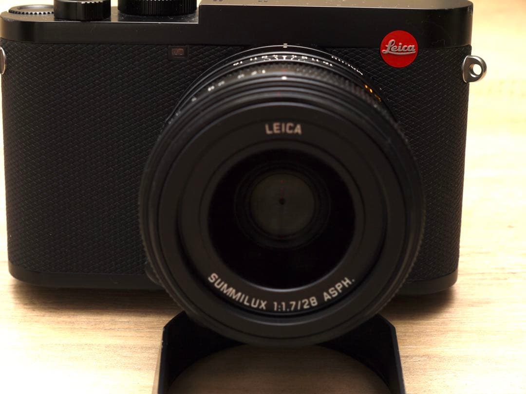 Leica Q2 コンパクトデジタルカメラ
