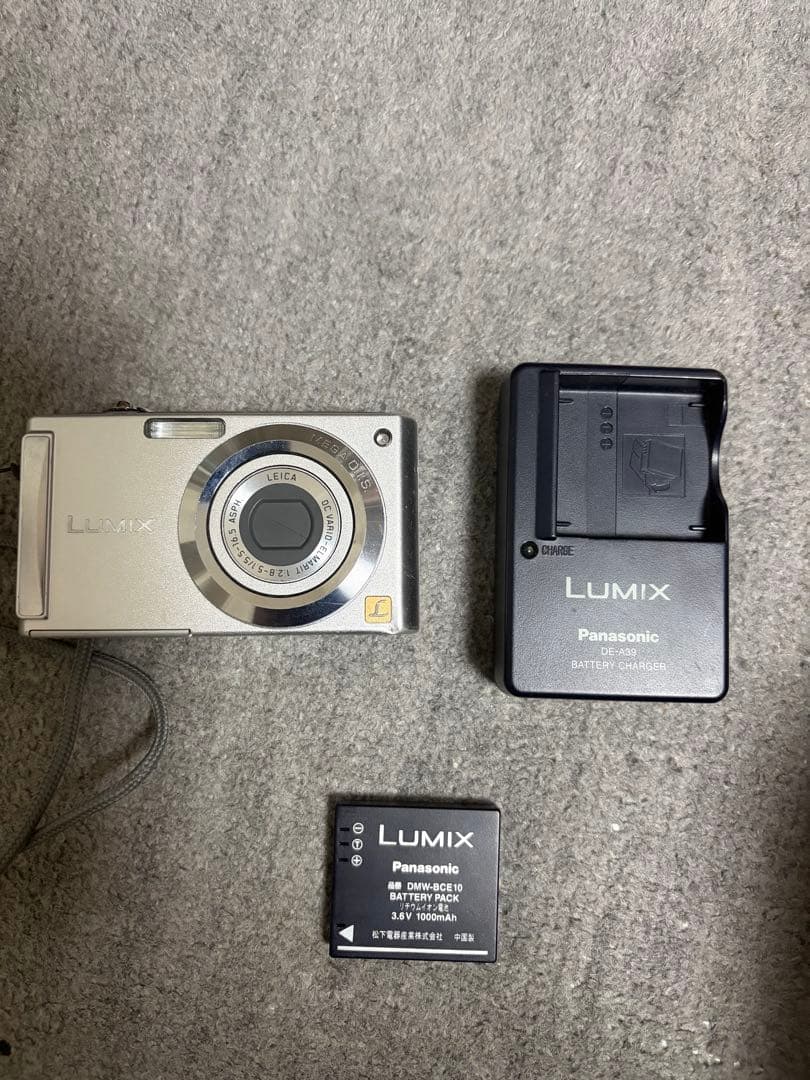 Panasonic LUMIX コンパクトデジタルカメラ　DMC-FS3