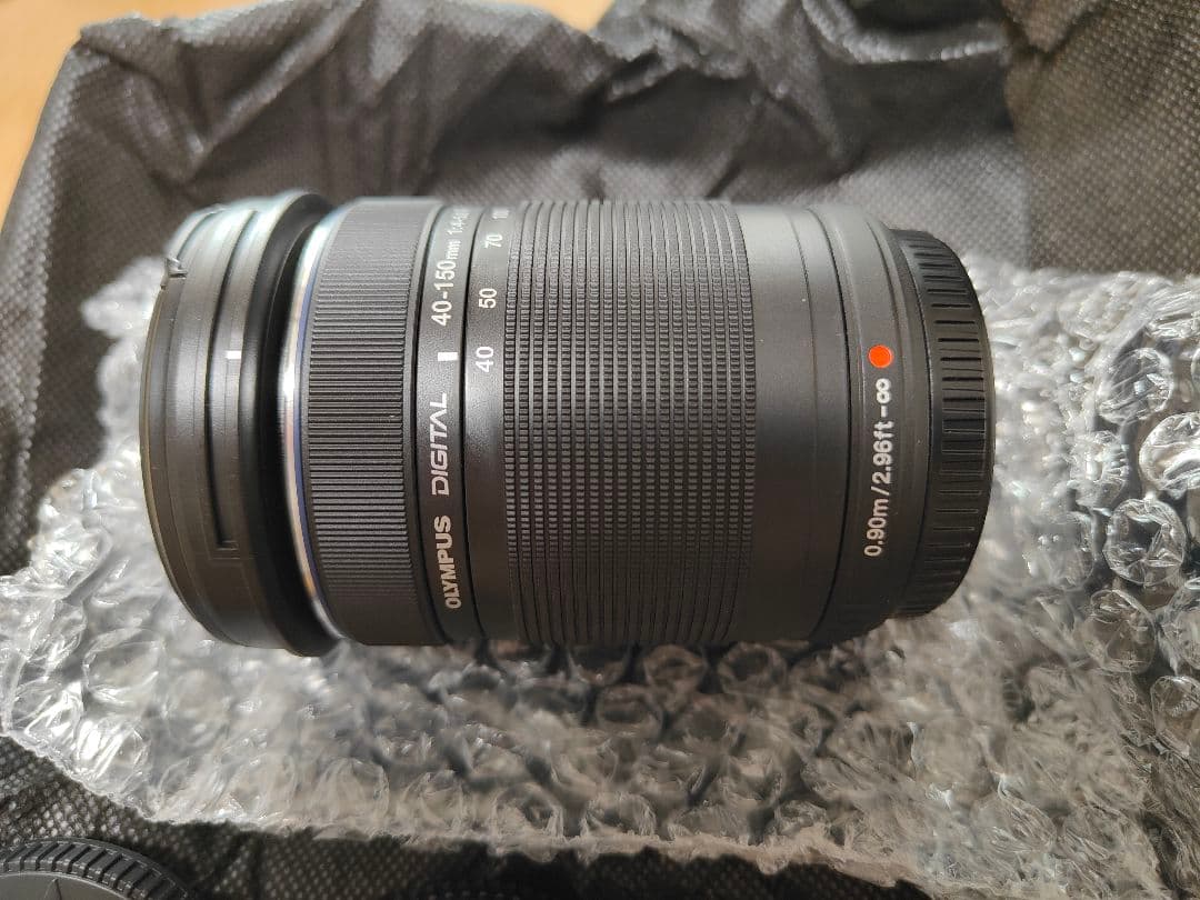 OLYMPUS E-M10 Mark III EZダブルズームキット