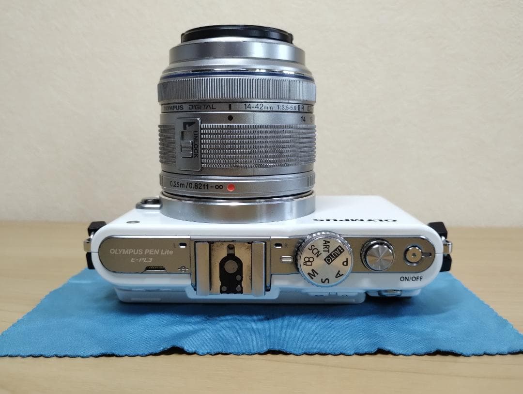✨スタイリッシュ✨ OLYMPUS PEN Lite E-PL3 レンズキット
