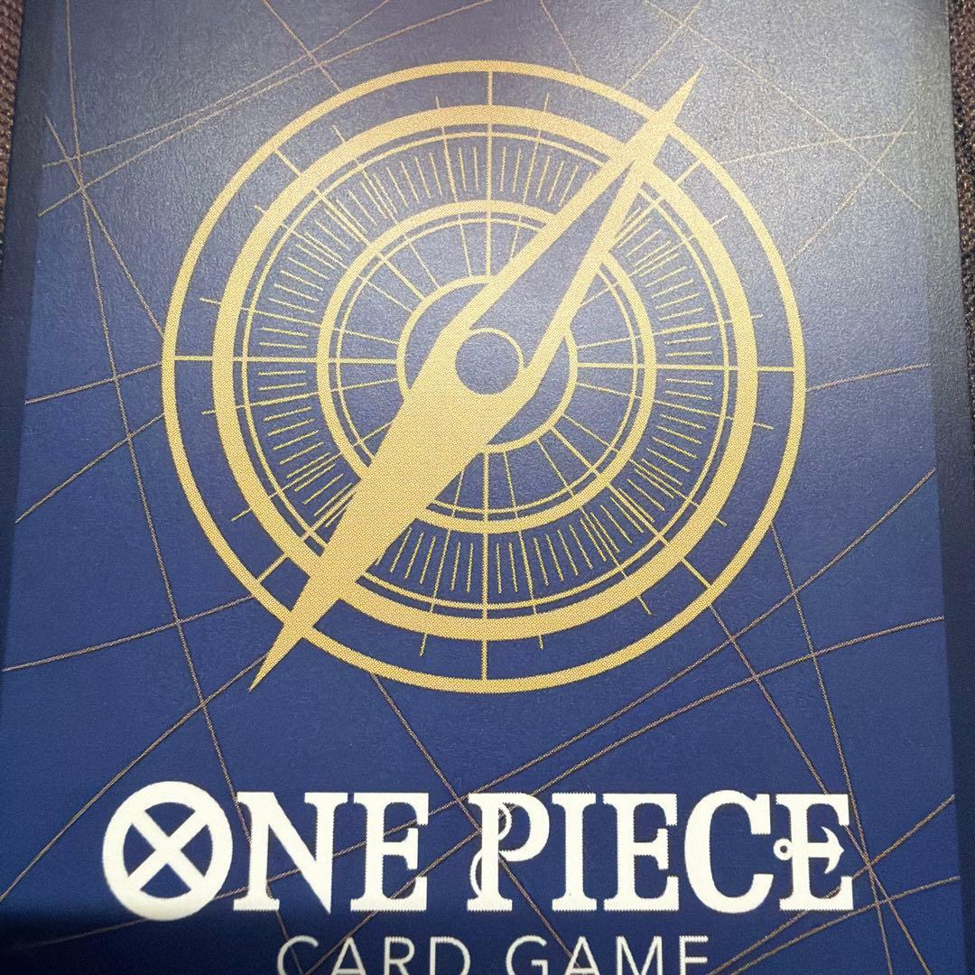 ワンピースカード　ロジャー　コミパラ