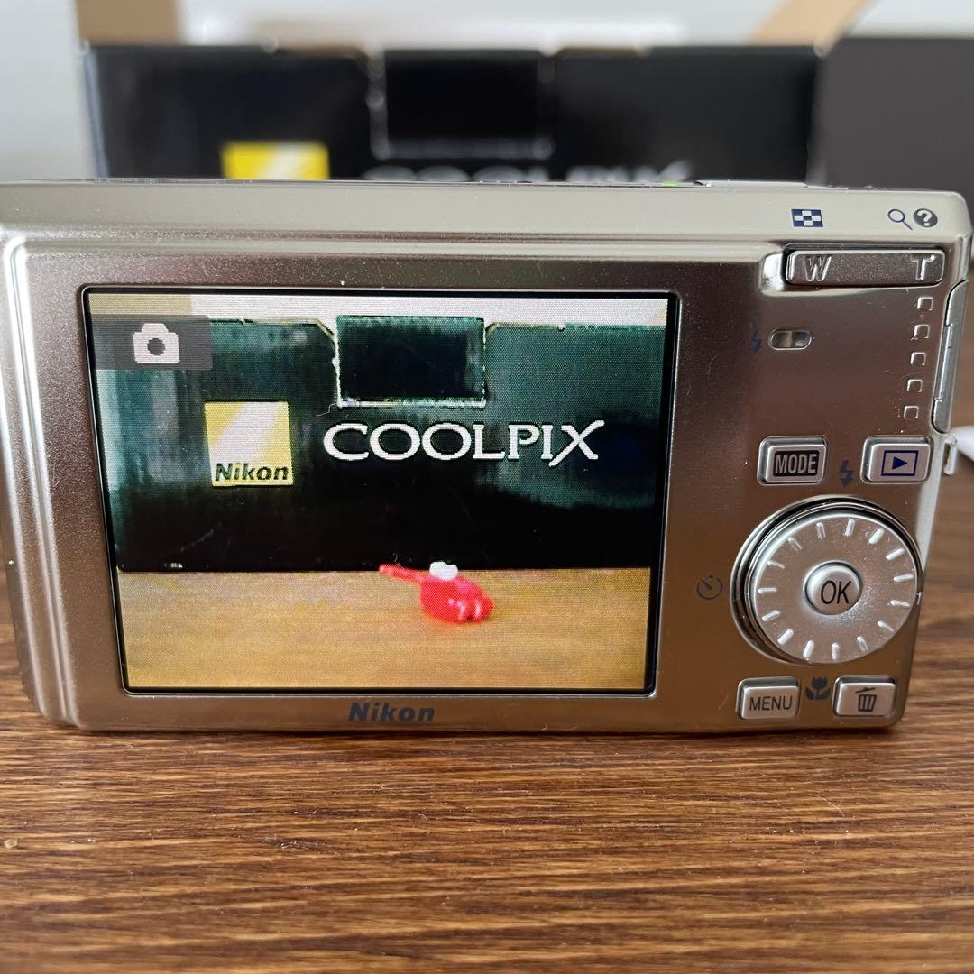 動作品　Nikon COOLPIX S510