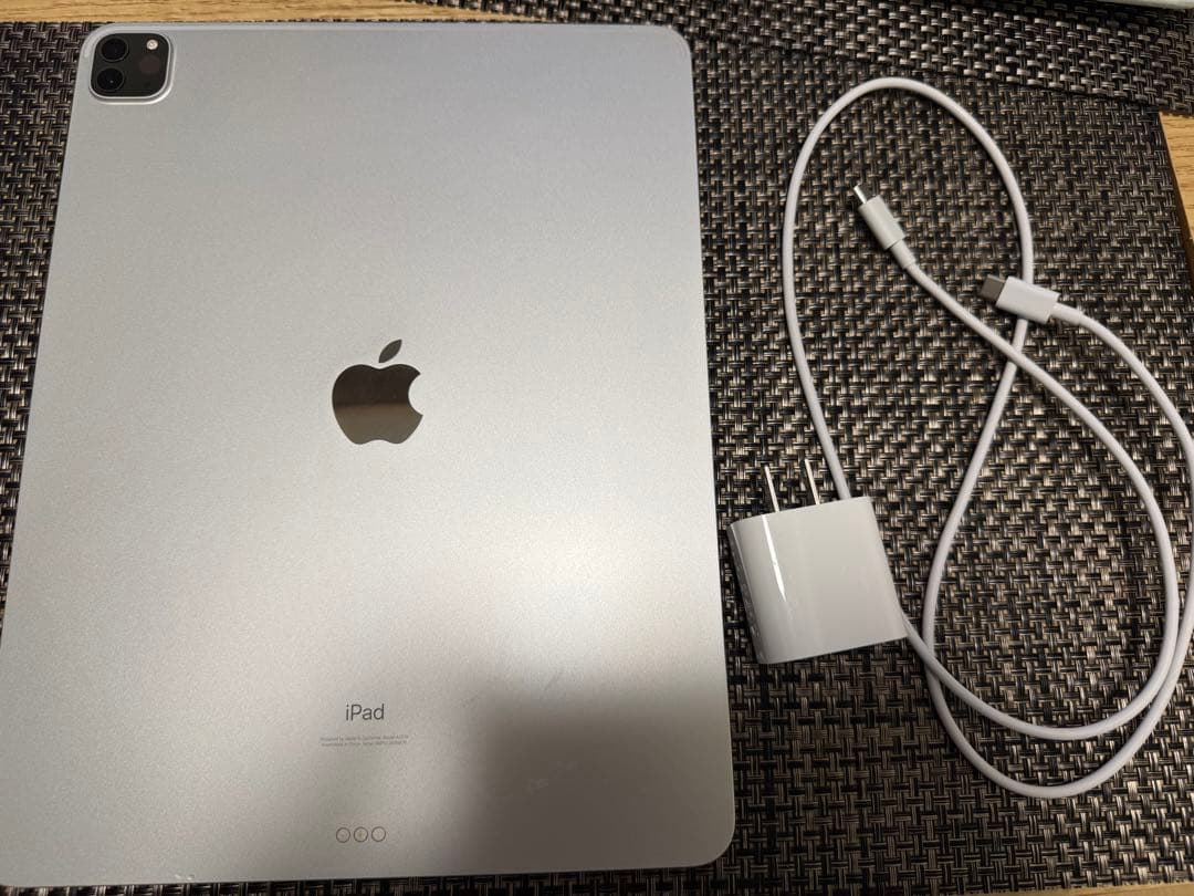美品: iPad Pro 12.9 2020 Model / WiFi 1TB
