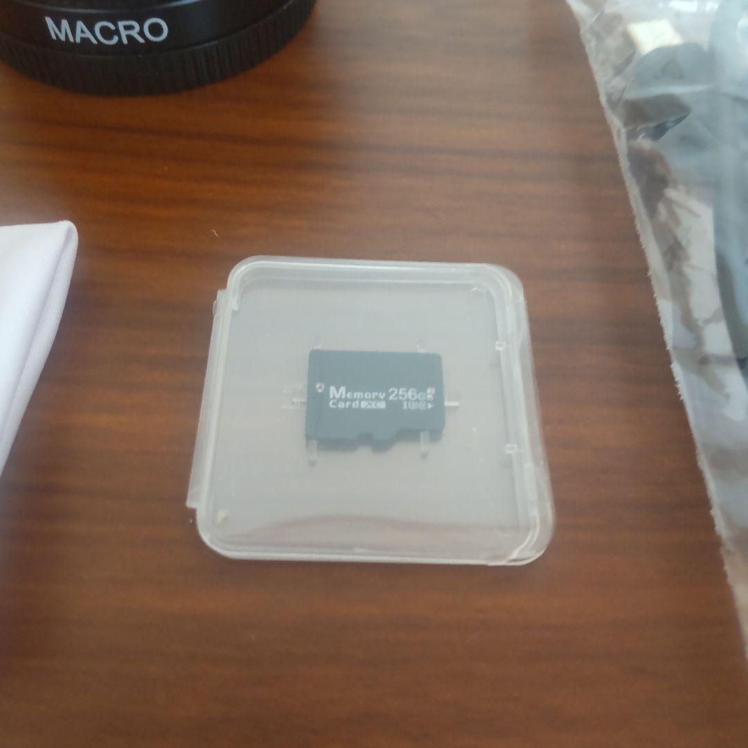 【美品】デジタルカメラ　バッテリー・レンズ・SDカード他おまけ付