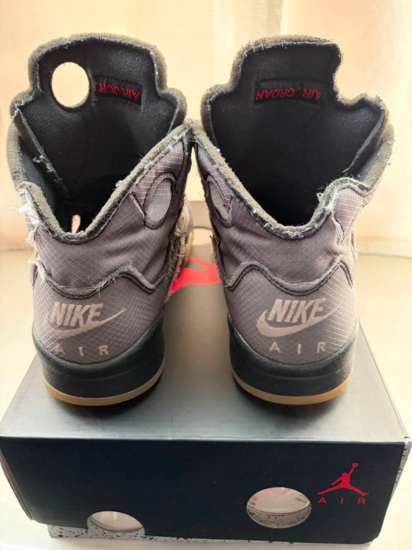 NIKE off-white JORDAN 5 ナイキ　エア　ジョーダン