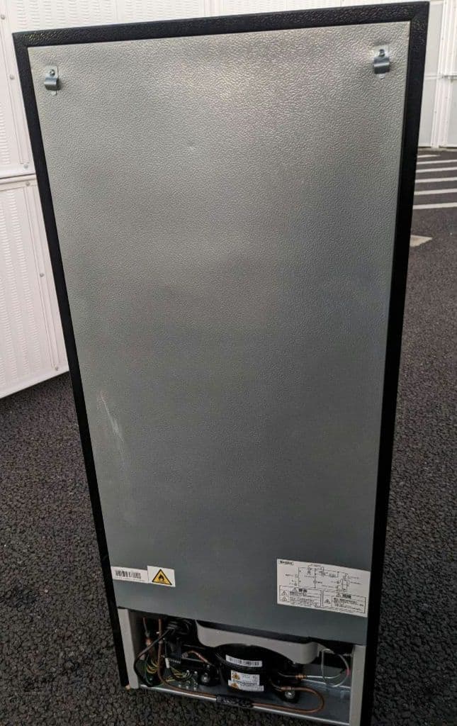 ★2023年製 美品 黒がシブいっ♫ 冷凍冷蔵庫 アイリスオーヤマ 142L