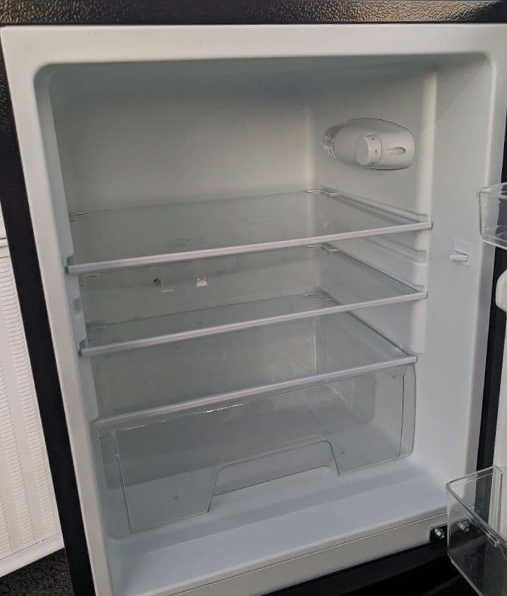 ★2023年製 美品 黒がシブいっ♫ 冷凍冷蔵庫 アイリスオーヤマ 142L