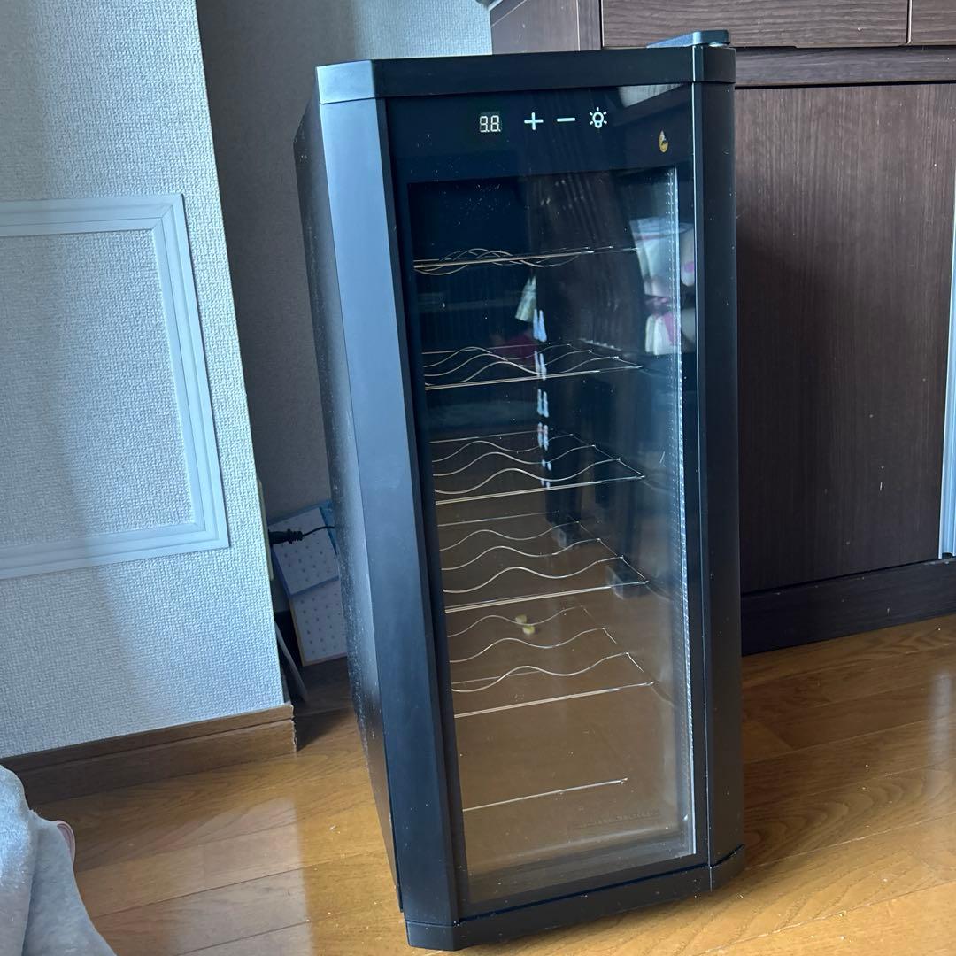 ミニワインセラー　WCE-12B