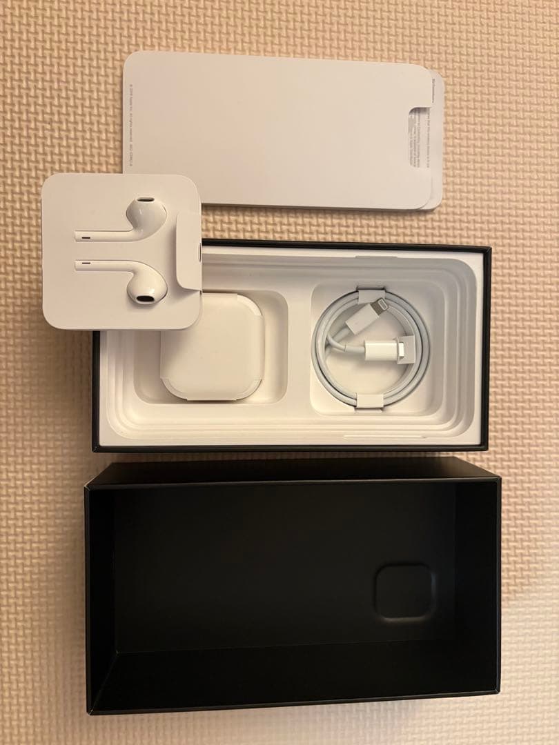 【おまけつき！香港版】iPhone 11 Pro Max 256gb 本体