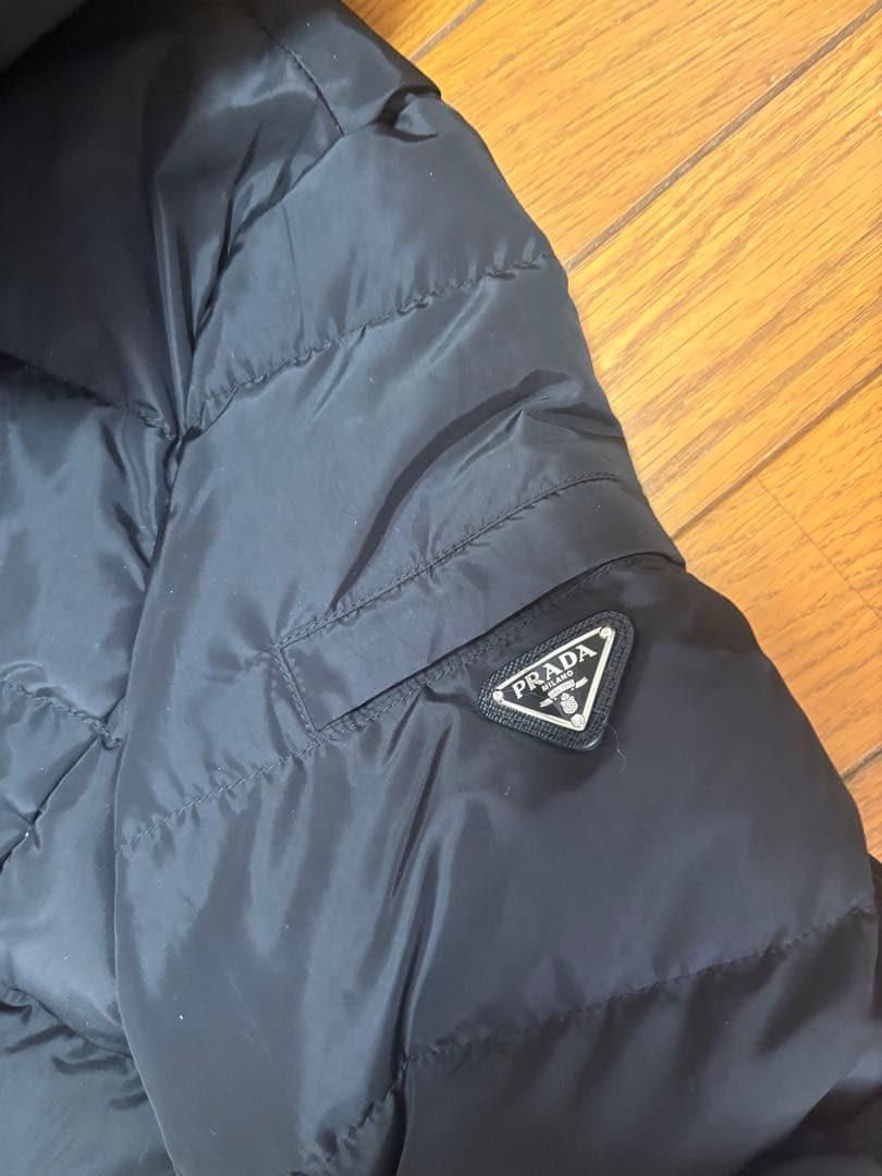 週末セール！プラダ　ブラックダウン　近年物　希少サイズ48 大きいサイズ
