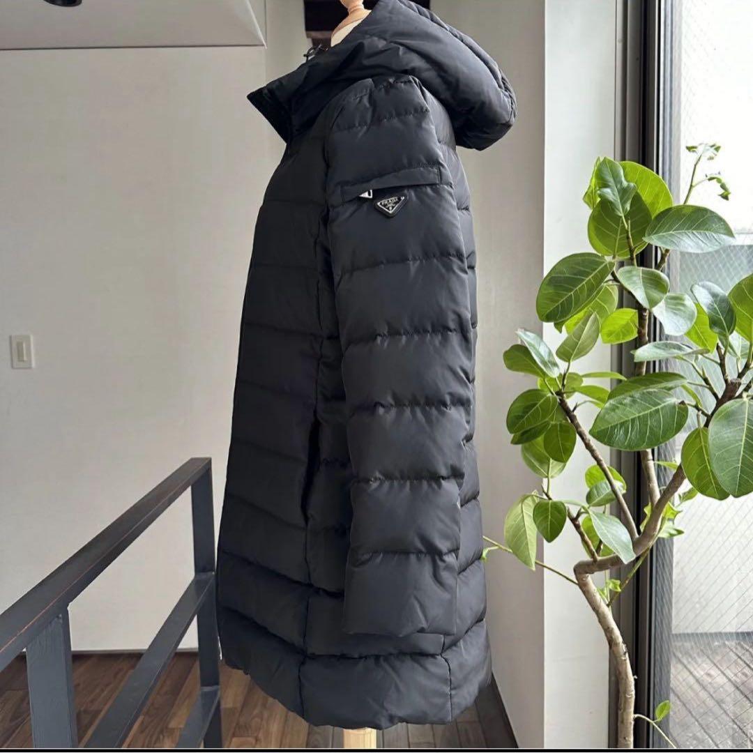 週末セール！プラダ　ブラックダウン　近年物　希少サイズ48 大きいサイズ