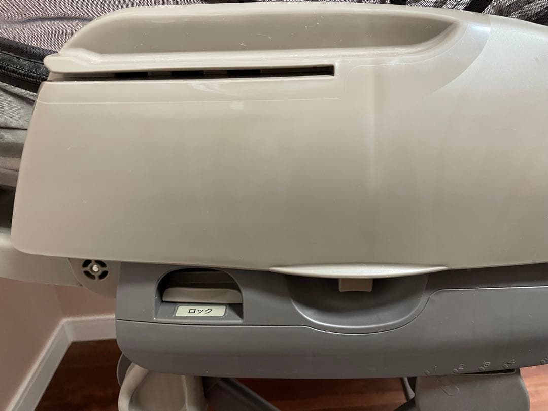 【美品】コンビ ネムリラ Fit AQ ハイローチェア マルチメッシュカバー付き