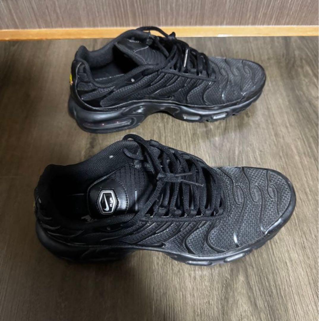 マップラ NIKE ナイキ AIR MAX PLUS 黒 27.5cm