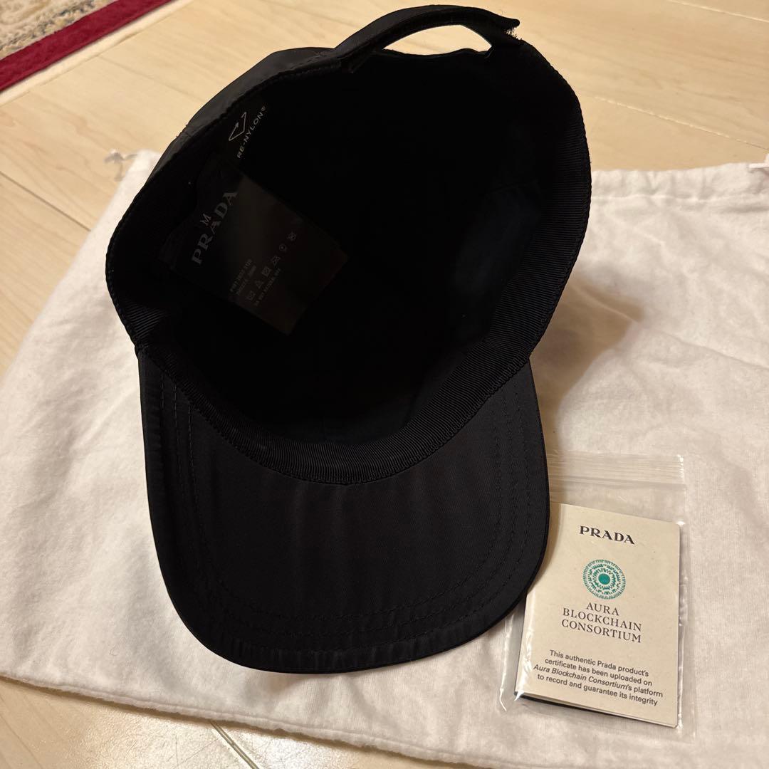 たまぴかプラダ　キャップ　Mサイズ　PRADA 美品